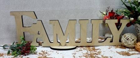 

Слово "FAMILY" на подставке, 40х12,5см