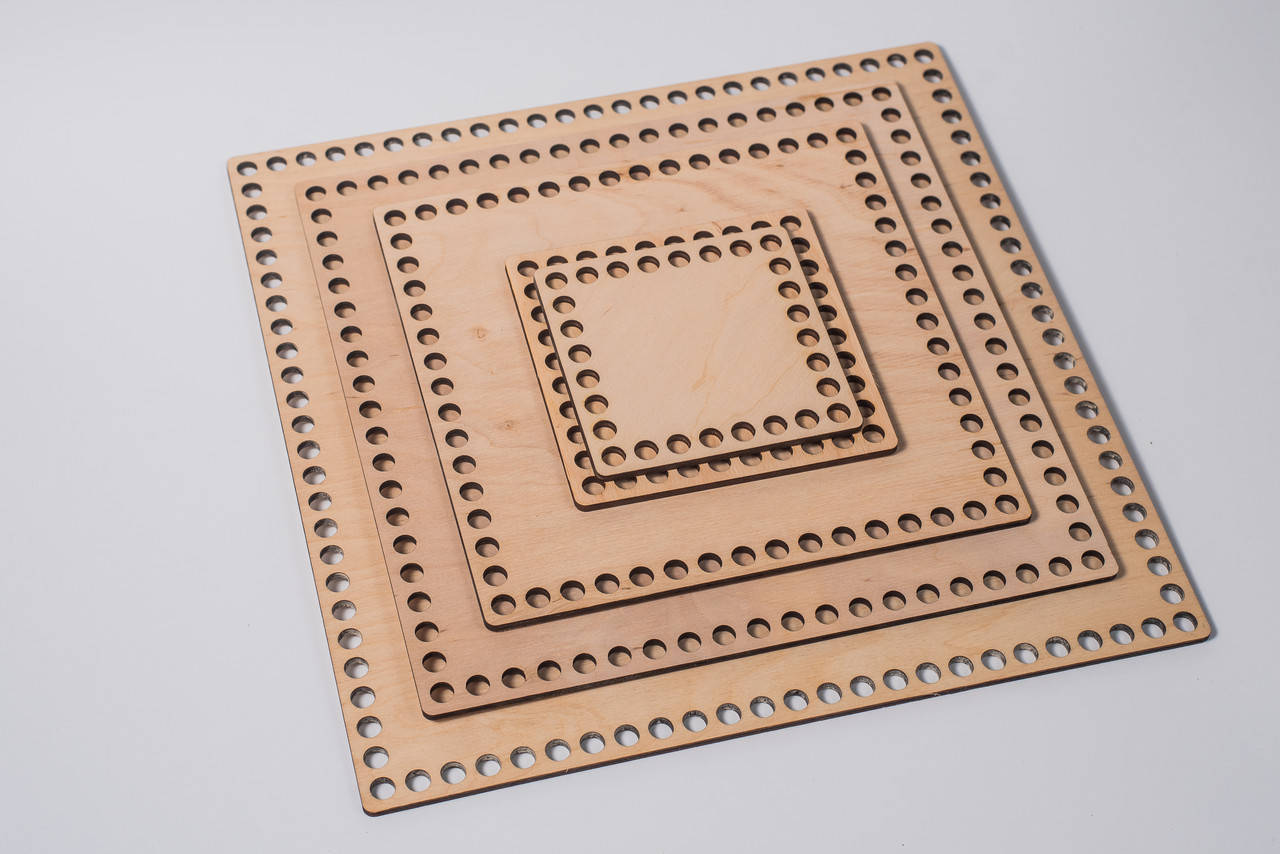 

Квадратное донышко для корзин 10см/6мм