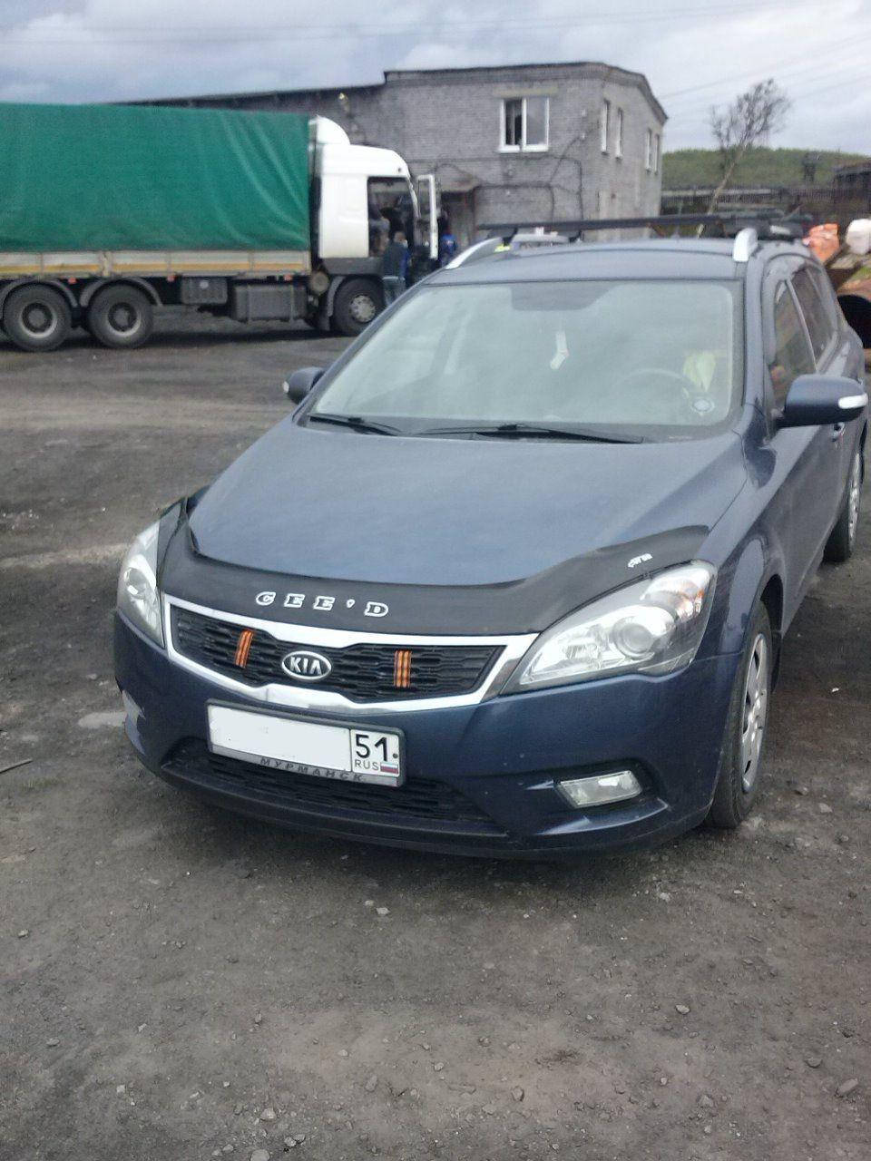 

Мухобойка Kia Cee'd (2009-2012) (VT-52) Дефлектор капота накладка