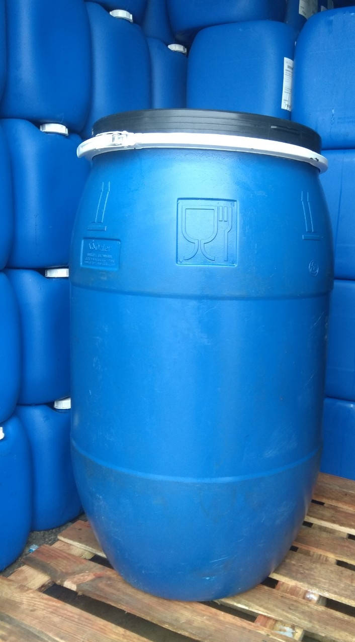 

Бочка 220 л. пищевая пластиковая под обруч б/у