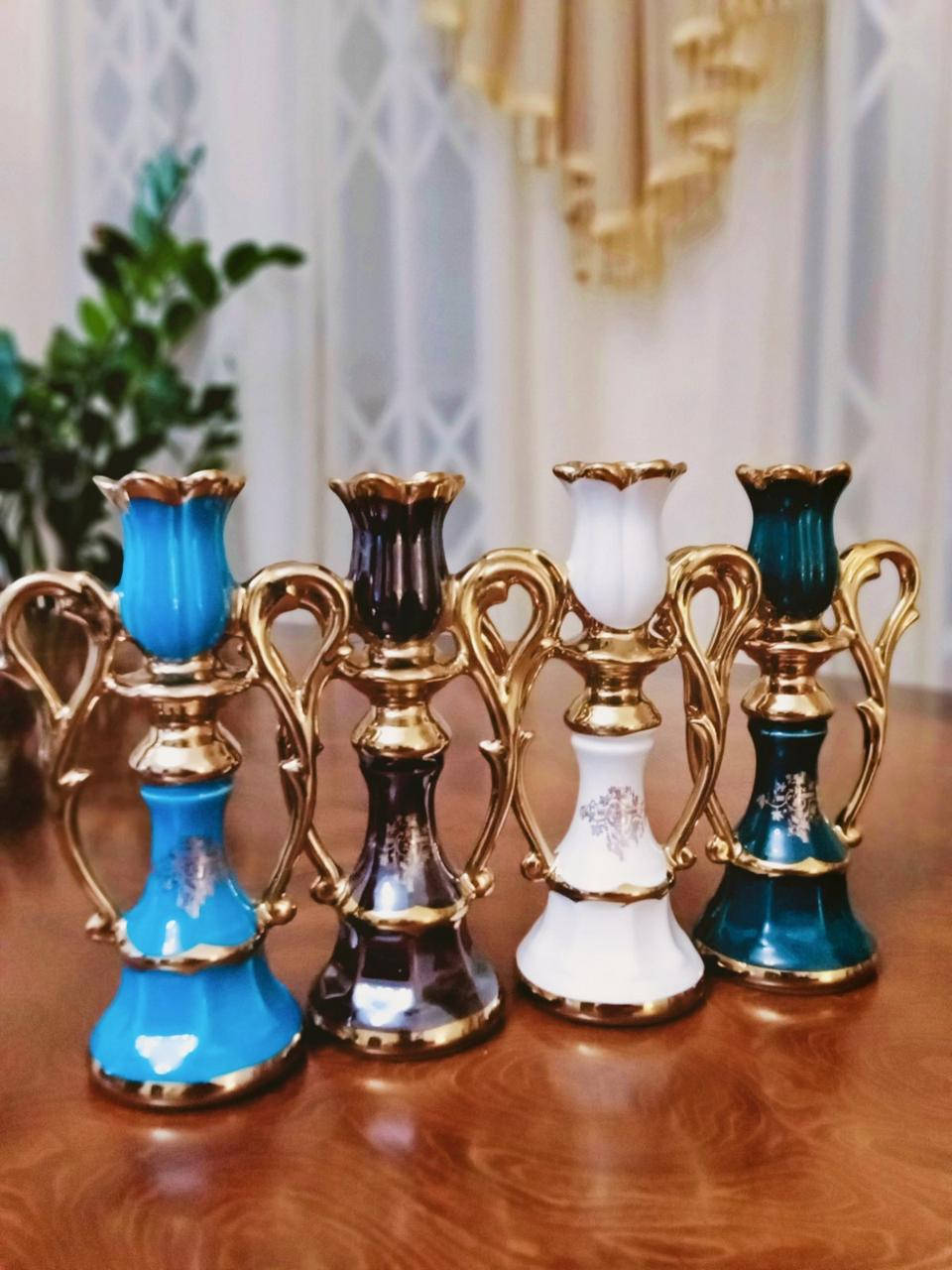 

Подсвечник с двумя ручками