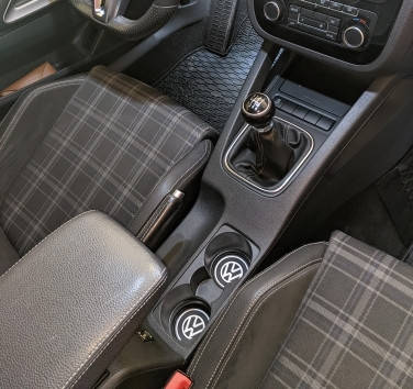 

Антискользящий коврик в подстаканники Volkswagen (Фольксваген)