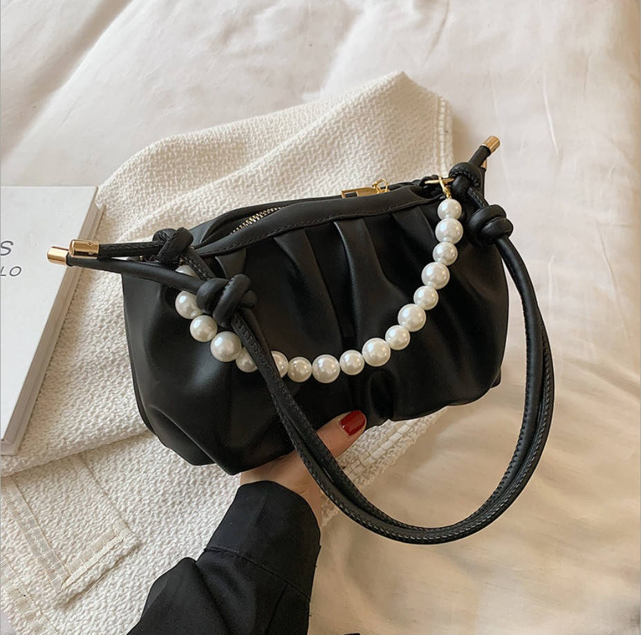 

Женская маленькая сумочка