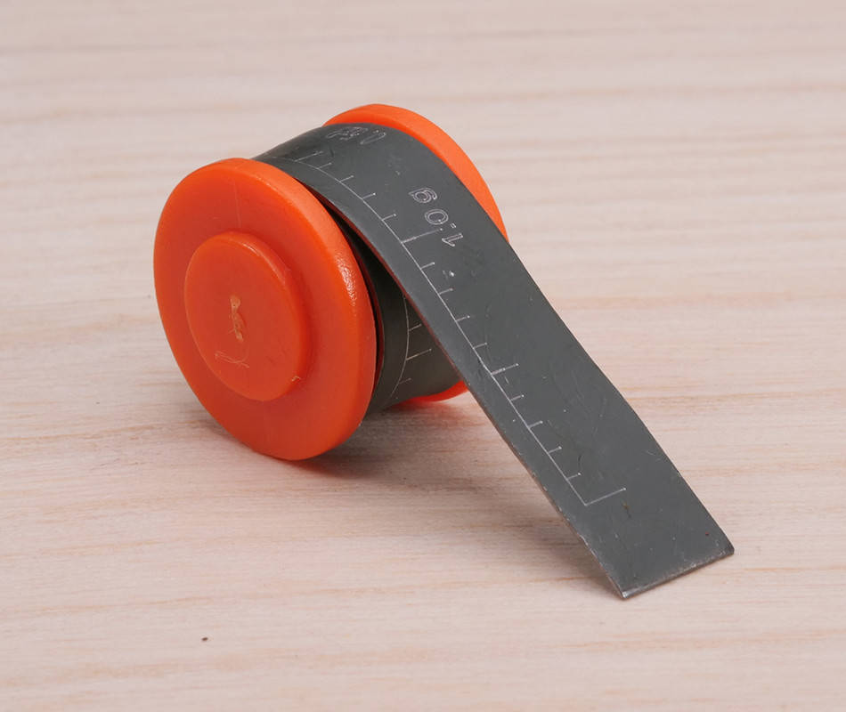 

Свинцовая лента с линейкой FanFish, длина 30 см, 9 мм