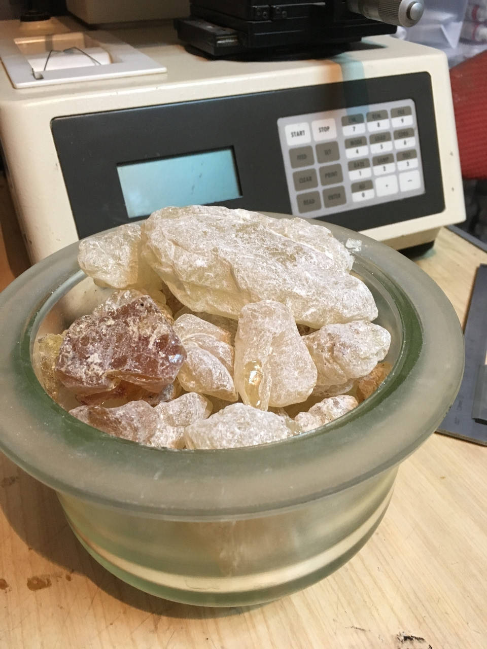 

Даммара, даммарная смола, 100 г