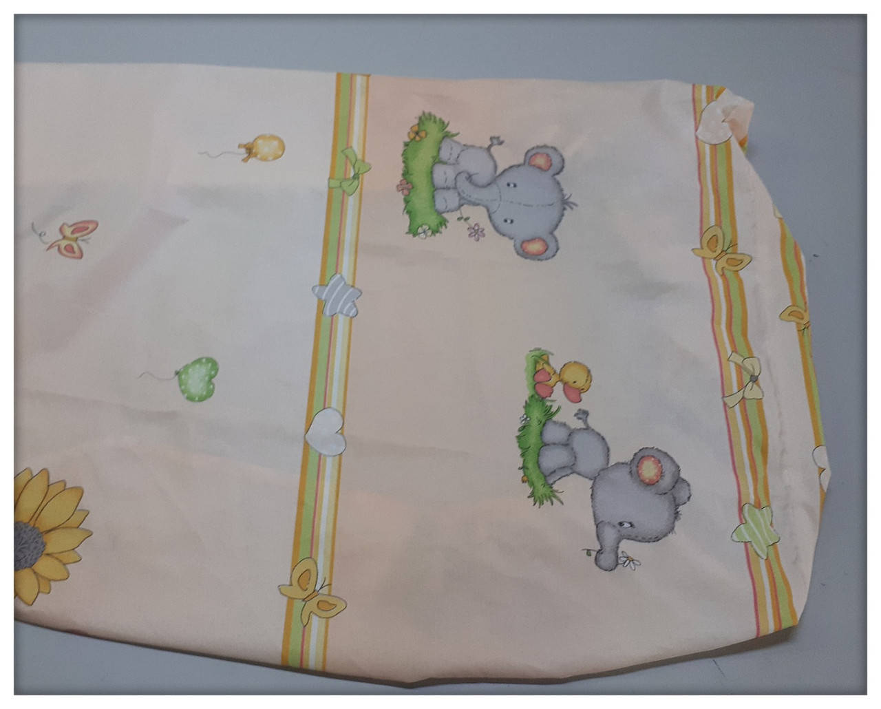 

Детская простыня на резинке 140х70х15., Разные цвета