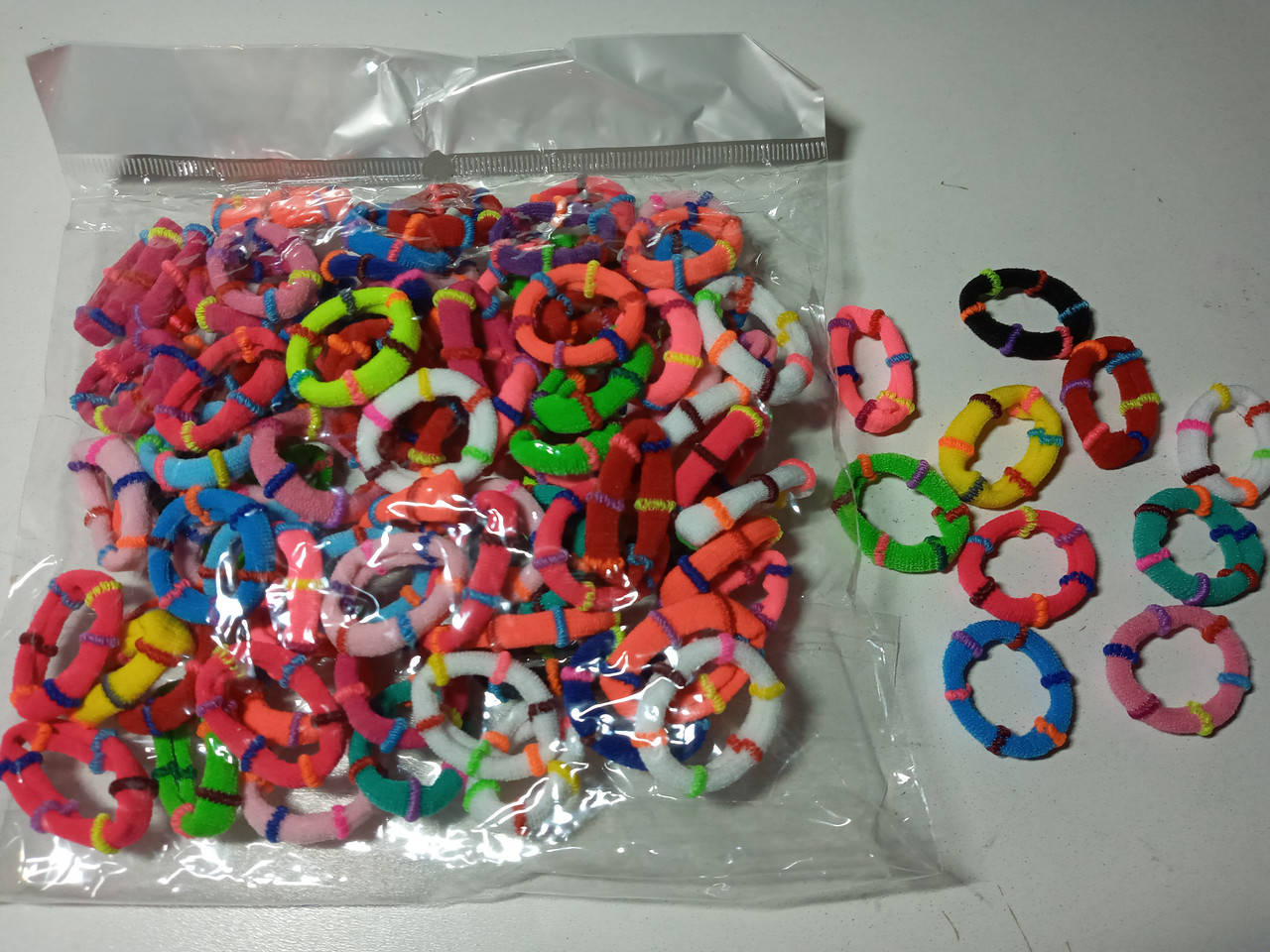 

Резиночка для волос 2 см / 1шт, Разные цвета