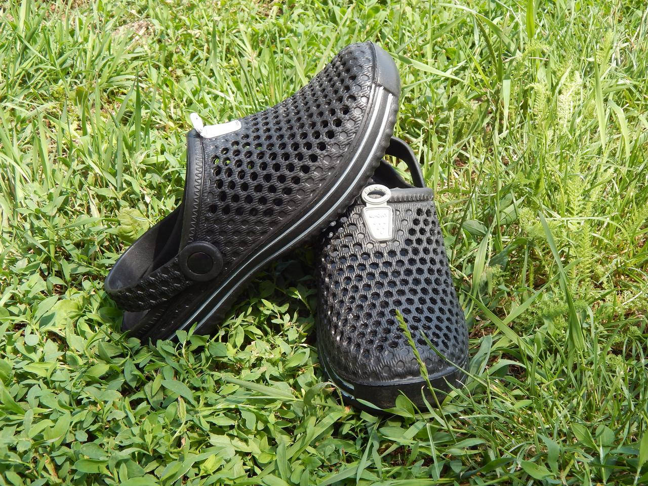

Кроксы Crocs подростковые, сабо, шлепанцы закрытые черного цвета ОЛИМП 39, Черный