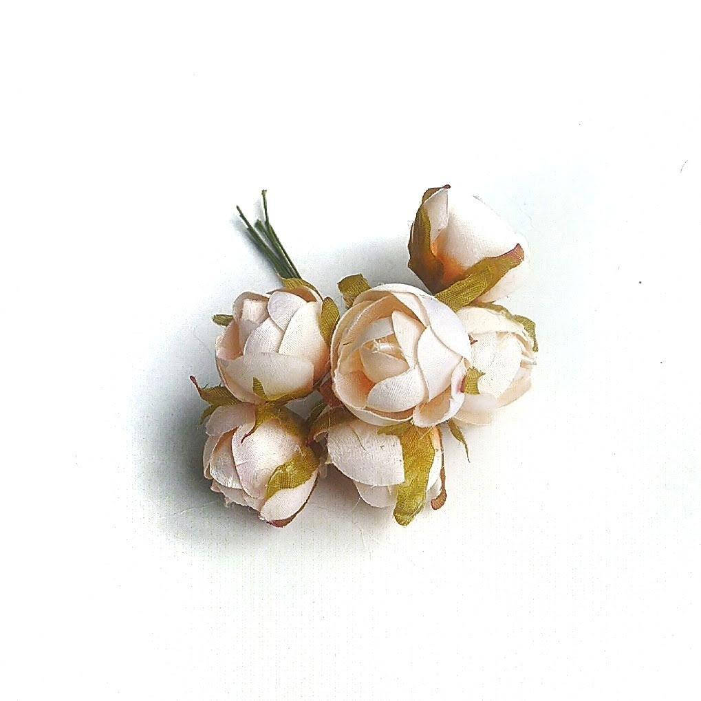 

Ранункулюс 2,5 см. Персиковый