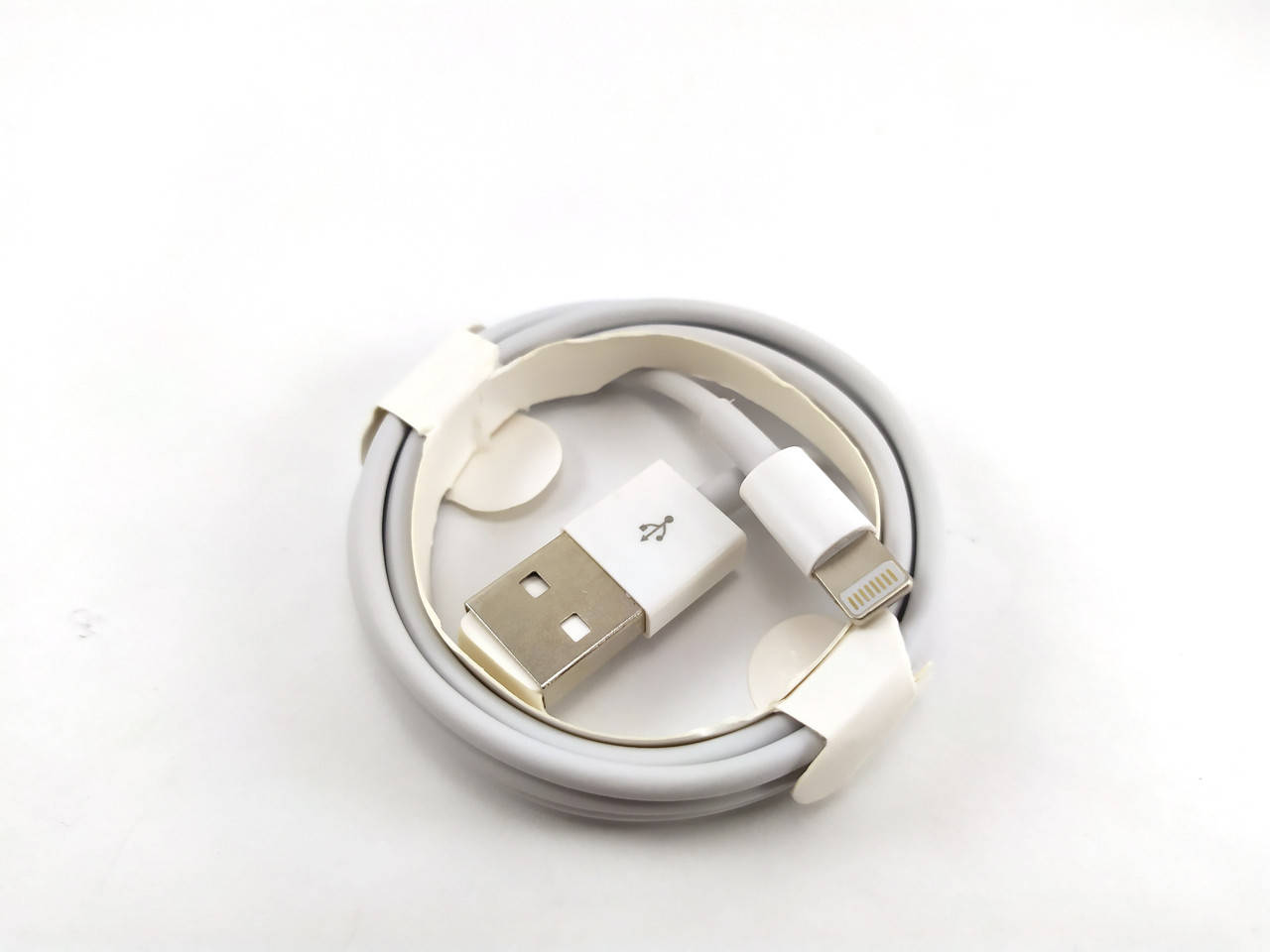 

Кабель USB-Lightning Foxconn, белый 1М под оригинал