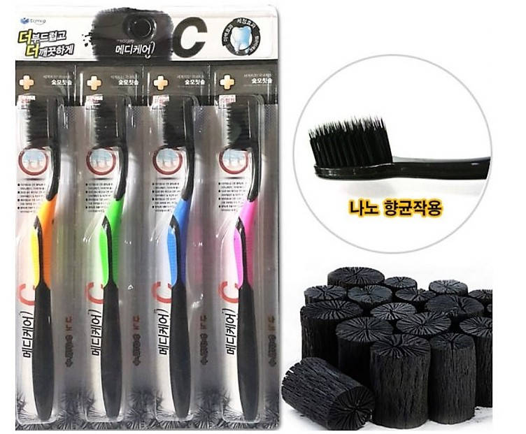 

Зубная щетка с щетиной из бамбукового угля Medicare Charcoal Toothbrush Anti Blocking Effect 4 шт.