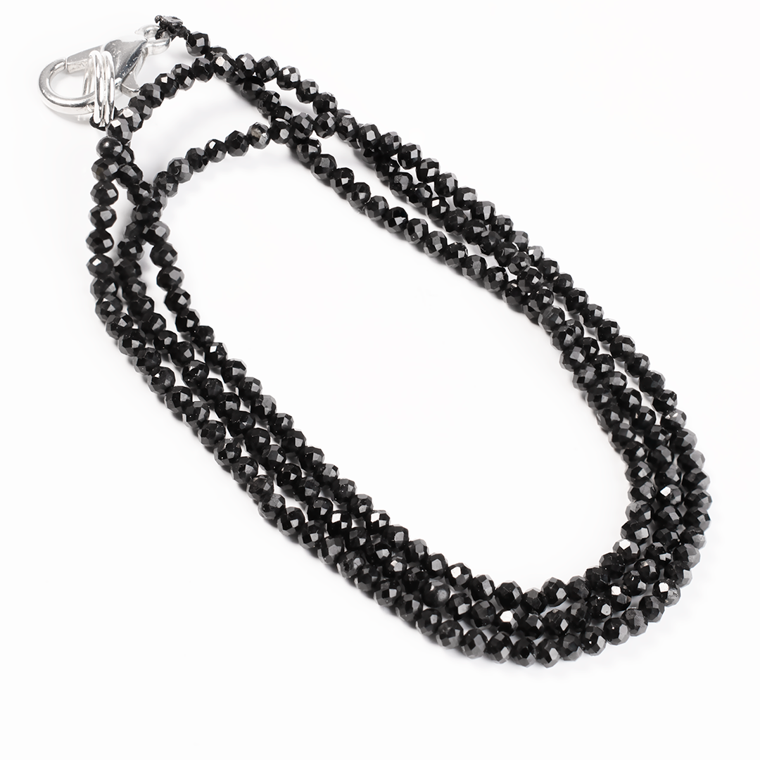 

Шерл черный турмалин бусы шнурок, Ø2 мм., 1004БСШ