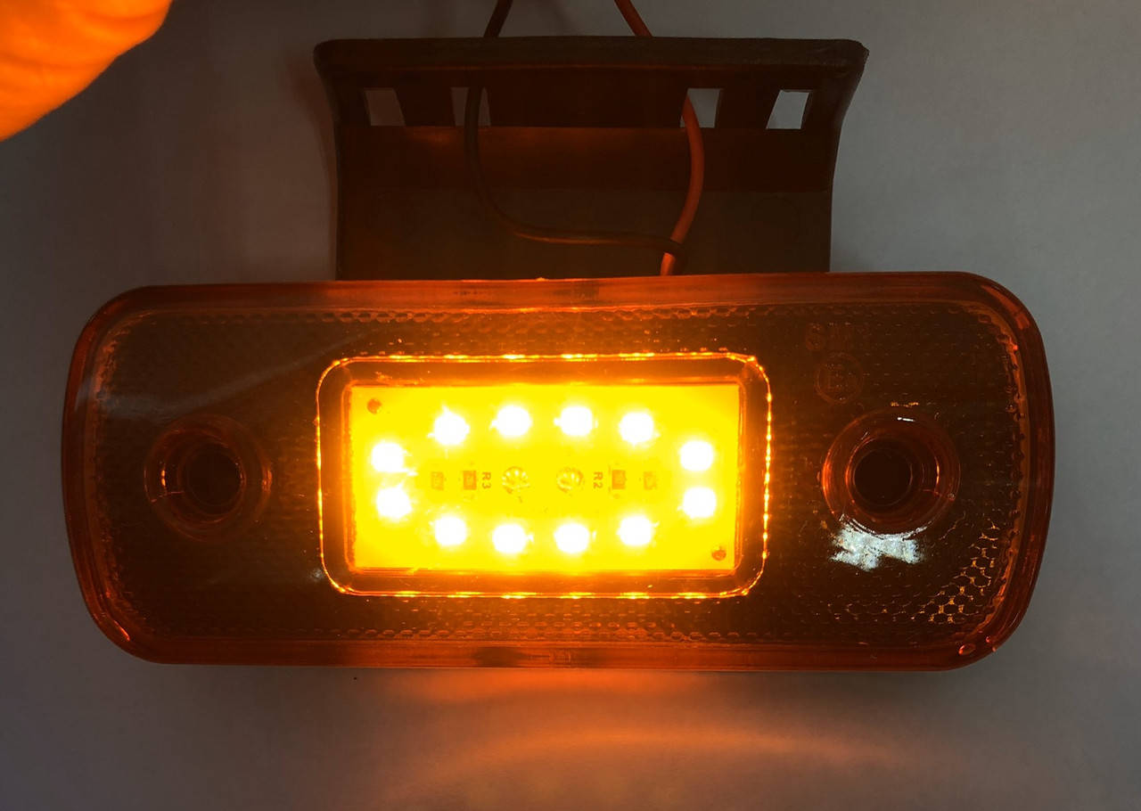 

Габаритный фонарь FR 191 12-24в