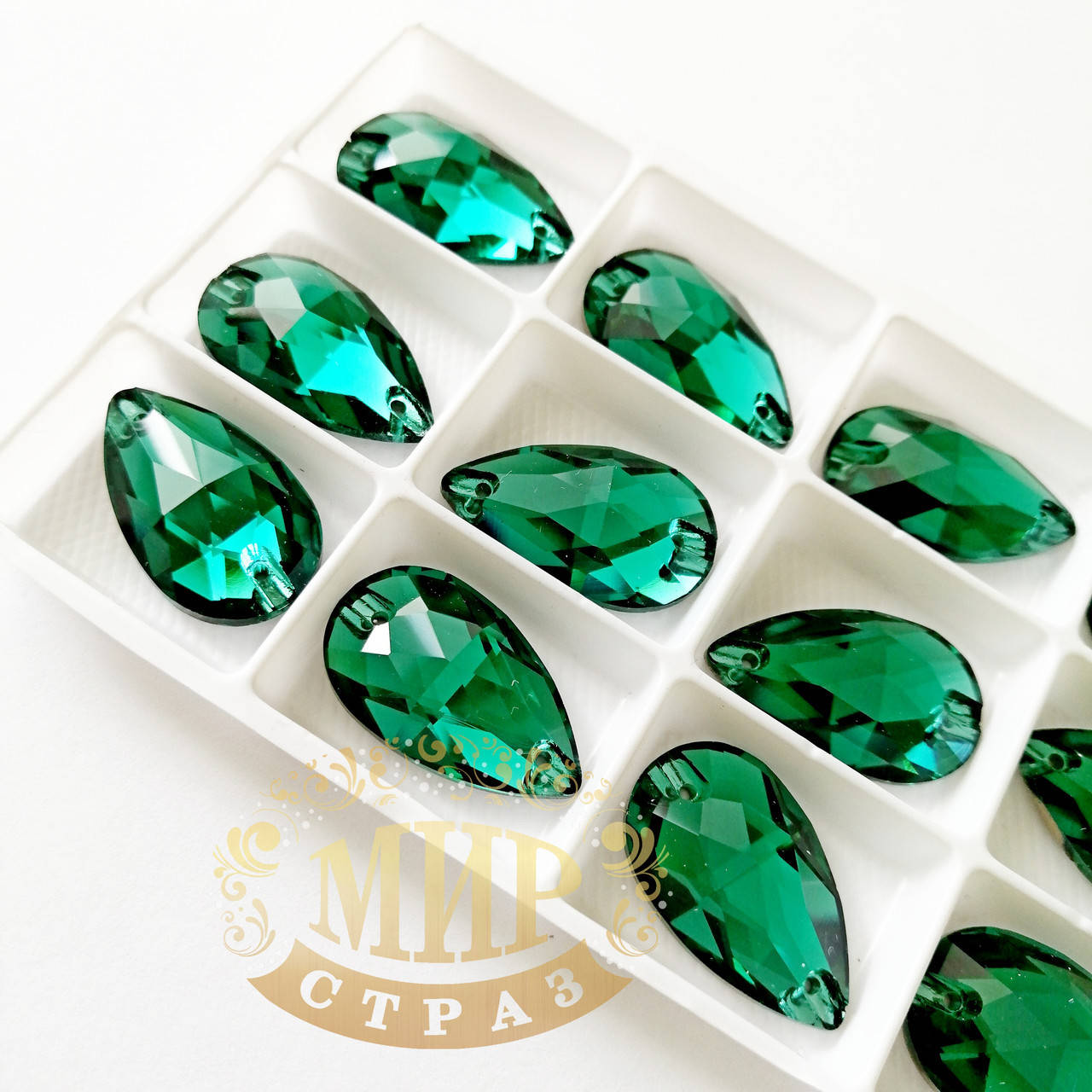 

Пришивные капли стекло Lux, цвет Green Zircon, 17x28мм, 1шт