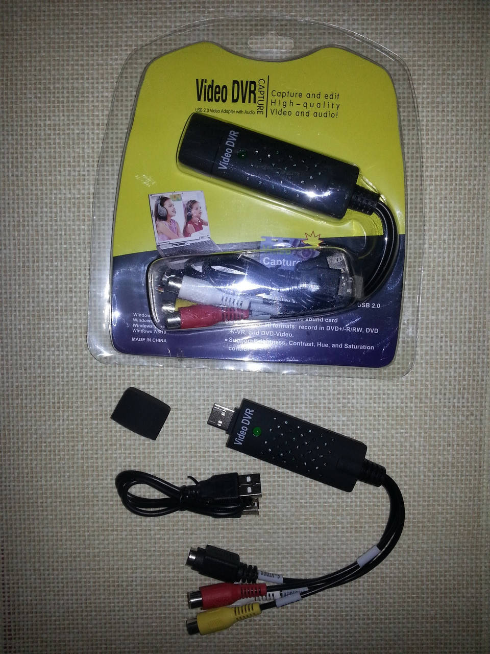 

Переходник-адаптер видеозахвата EasyCAP USB 2.0 DVR 1-канальный.