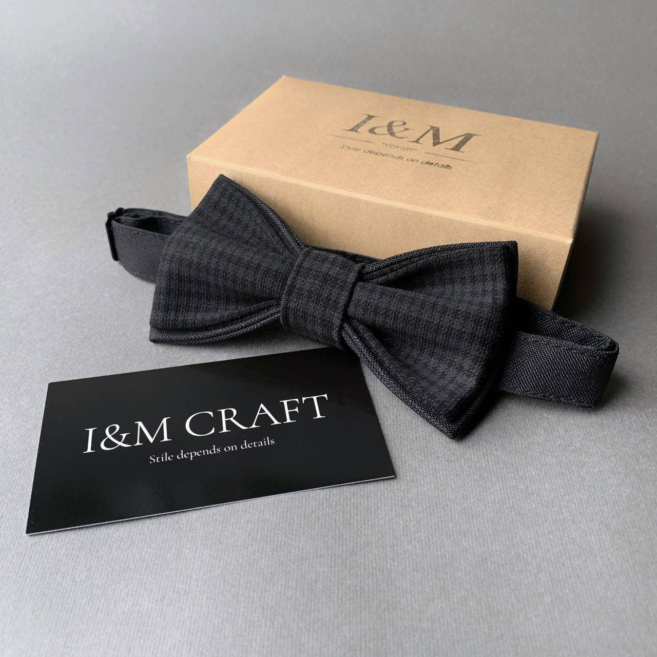 

Галстук-бабочка I&M Craft черный в мелкую клетку (010412)