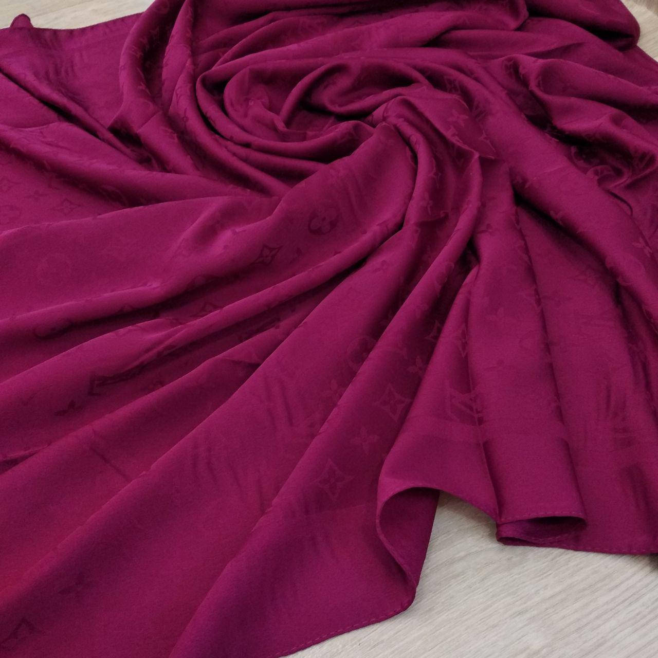 

Платок Louis Vuitton шелк фуксия