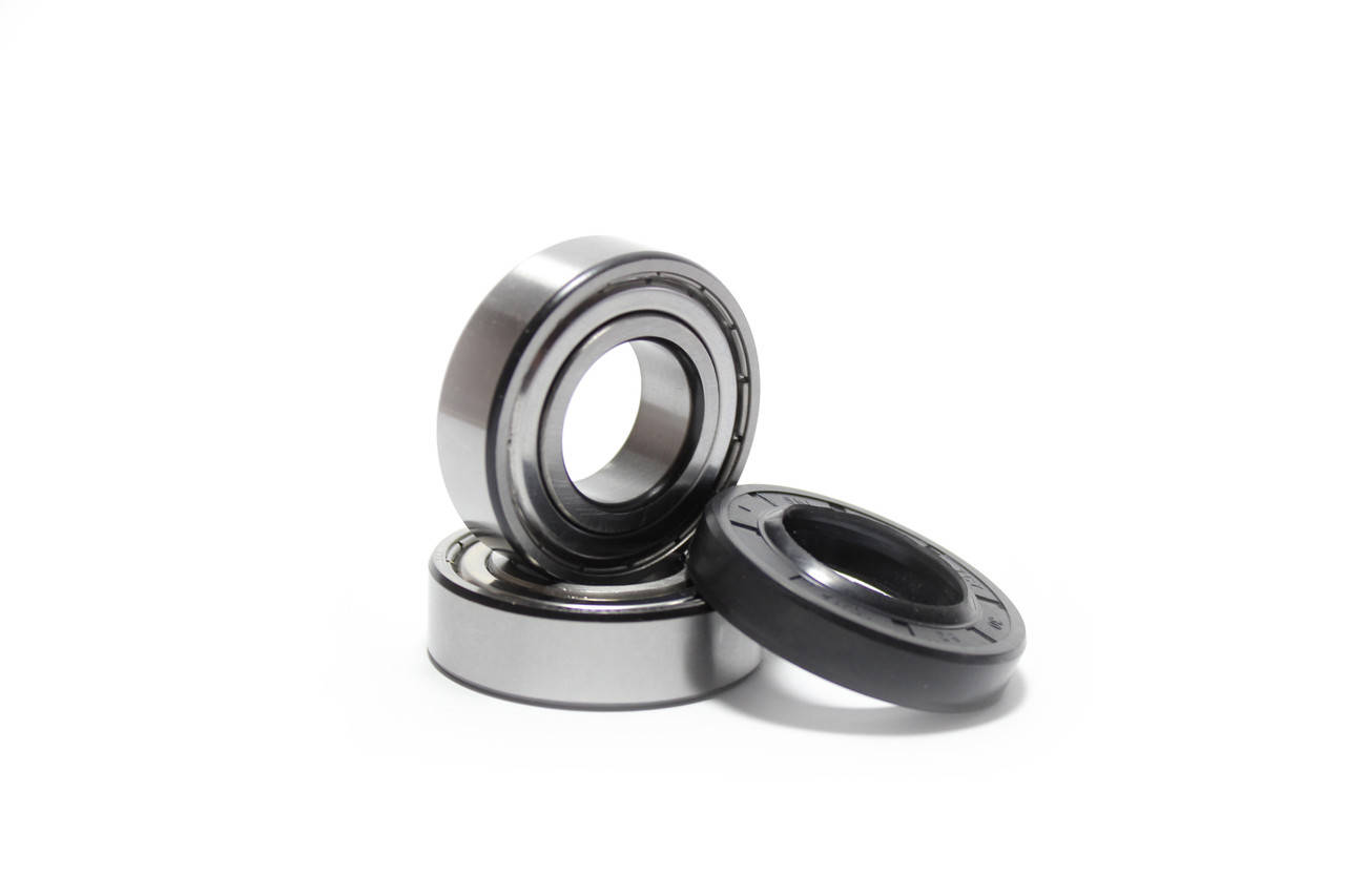

Подшипник стиральной машины Ariston SKF 204, SKF 205 и сальник 30х52х8,5/10,5
