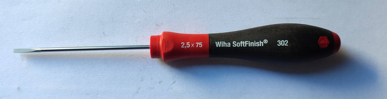 

Отвертка шлицевая Wiha Professional 302SF 2,5x75