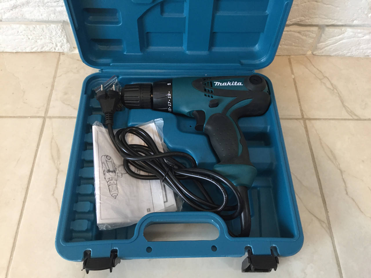 

Сетевой шуруповерт Makita TD0101F : 600Вт, патрон-10мм
