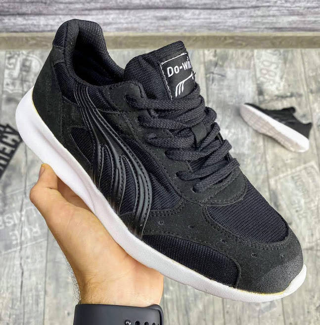 

Кроссовки мужские черные супер легкие демисезонные 40