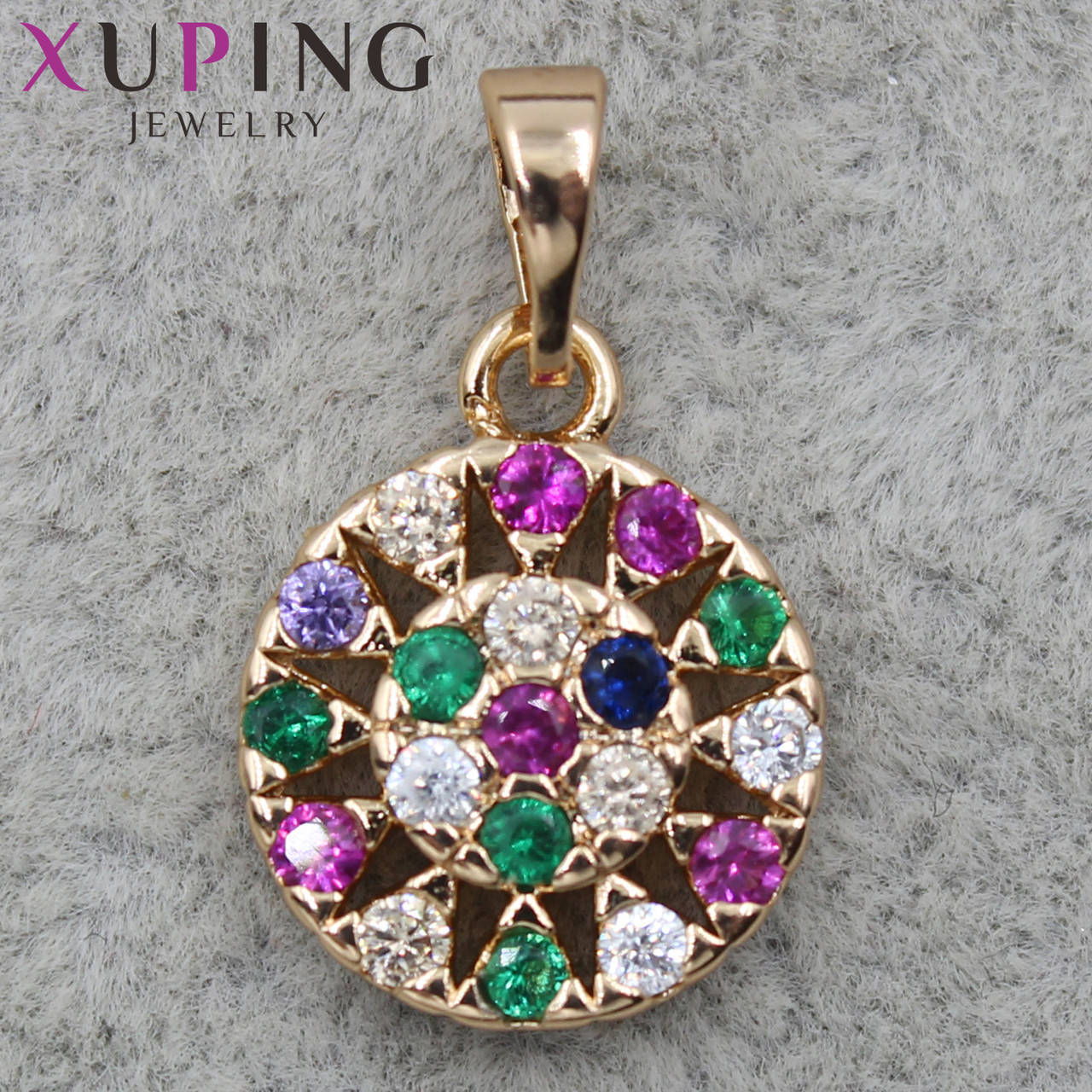 

Кулон женский Xuping Jewelry золотистого цвета с разноцветными стразами размер изделия 15 х 15 мм