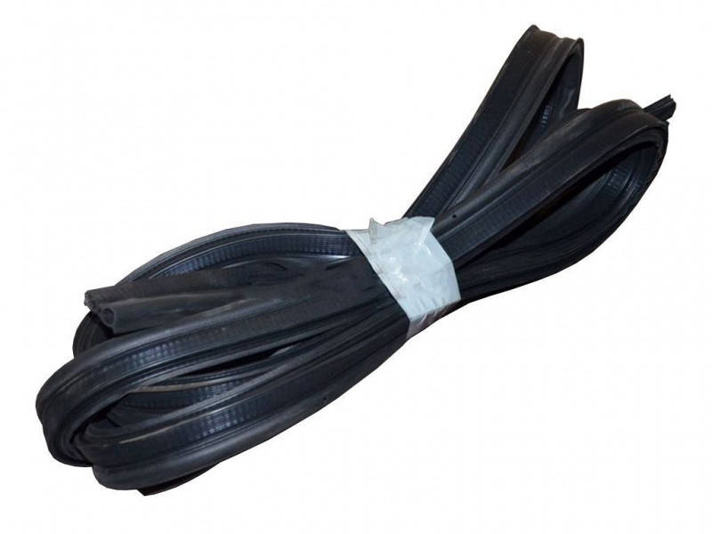 

Уплотнитель крышки багажника ГАЗ 31029 (покупн. ГАЗ), 31029-5604040