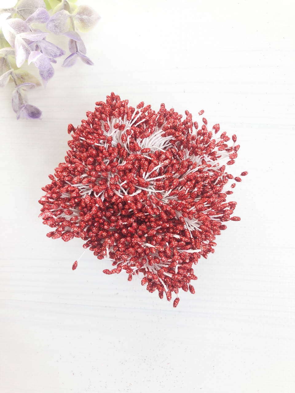 

Тычинки малые блестящие красные