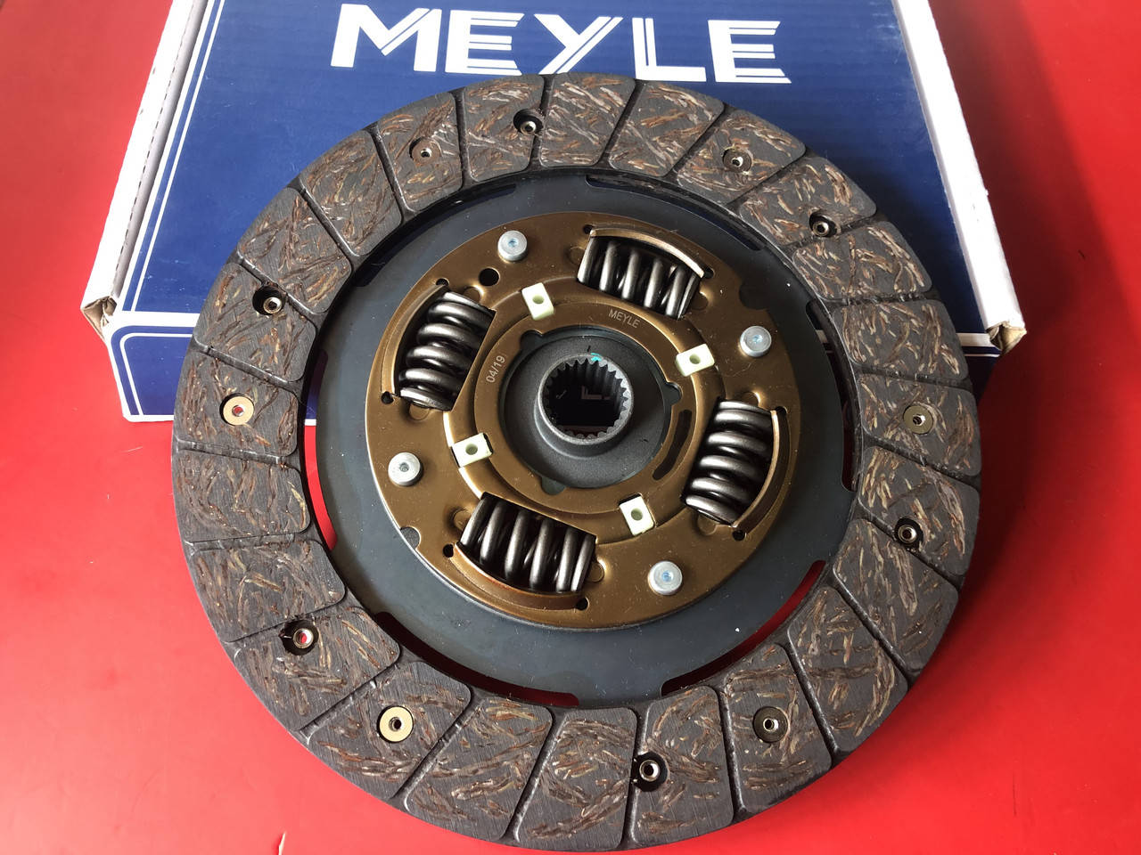 

Диск сцепления Chery Amulet A11-1601030AC Meyle Германия