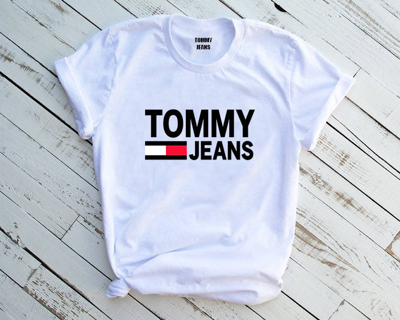 

Женская футболка Tommy Jeans белая Томми Джинс, Белый