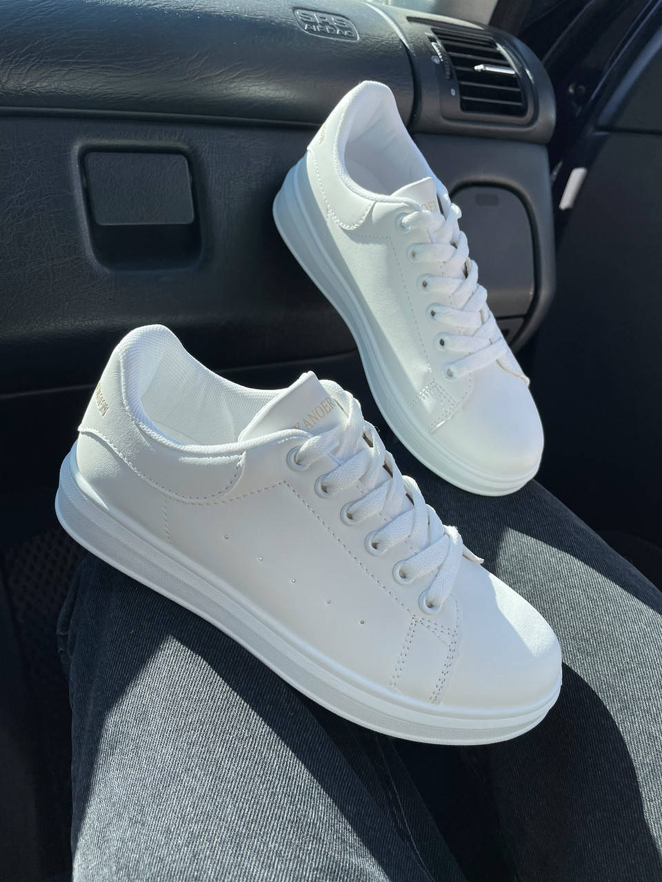 

Кеды женские белые, еко-кожа.(Размер 37 - 23см), Белый