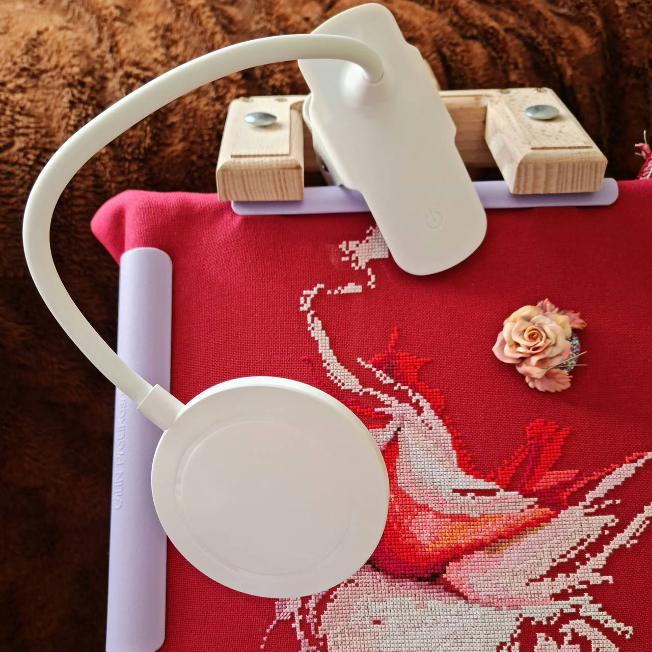 

Светодиодная лампа на прищепке c аккумулятором белая SM-853, Белый