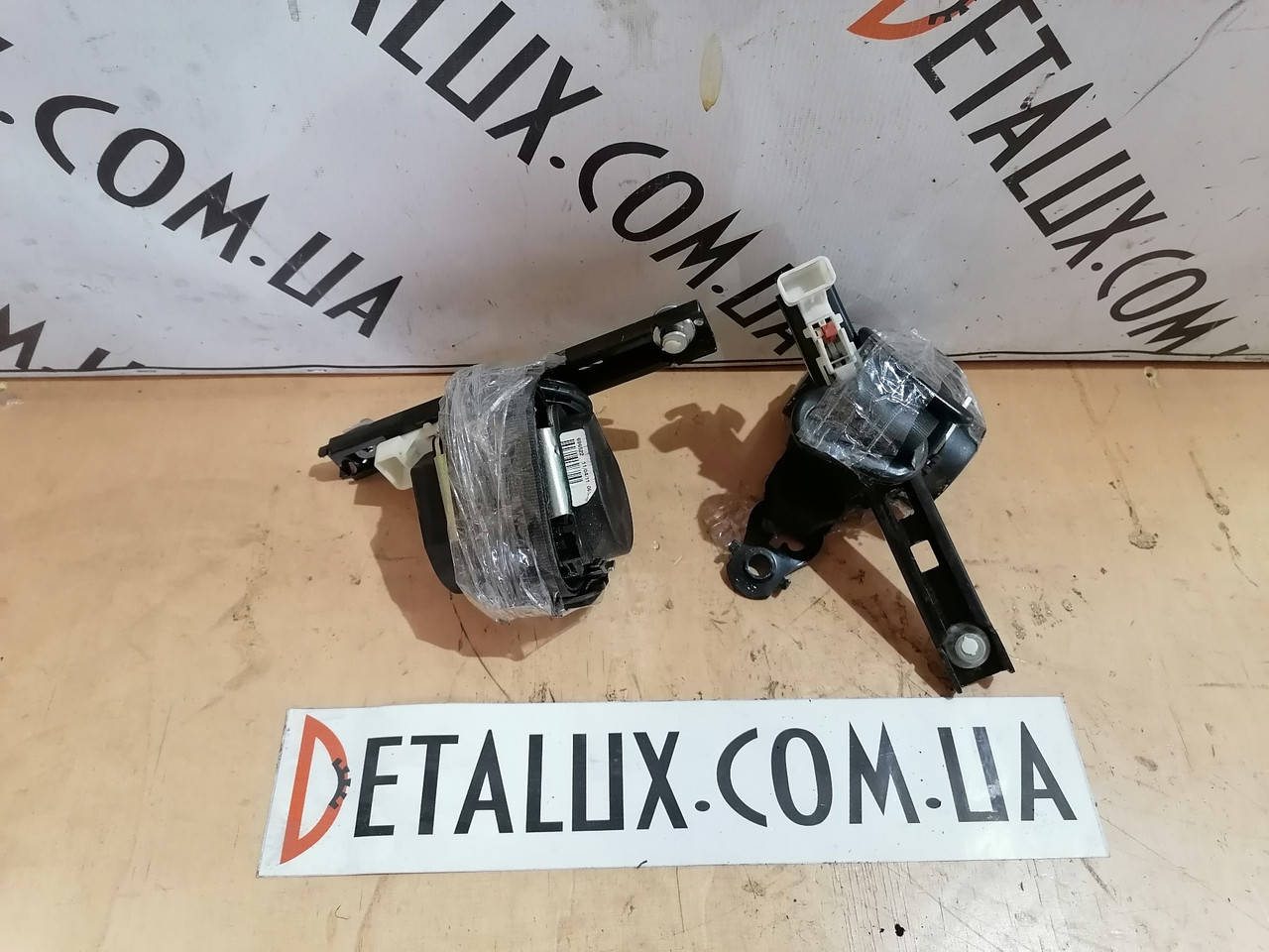 

Ремень безопасности передний (левый, правый) 8200300774 на Opel Vivaro, Renault Trafic, Nissan Primastar, Рено