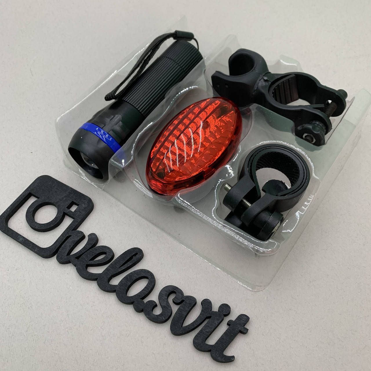 

Комплект фара + мигалка для велосипеда №3