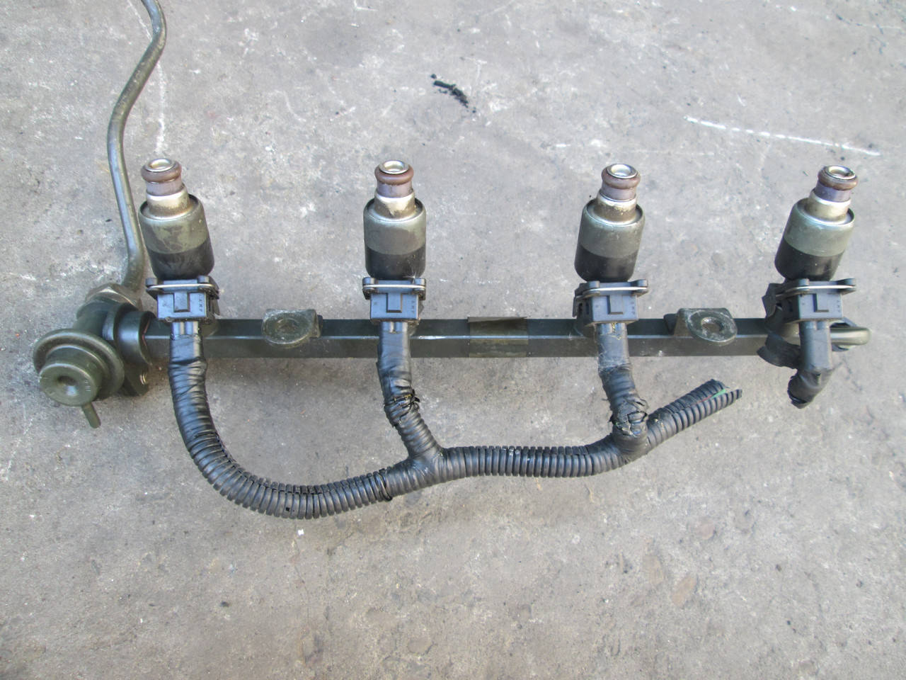 

Б/у Форсунка паливна 1,5 для Daewoo Lanos 1997-2017