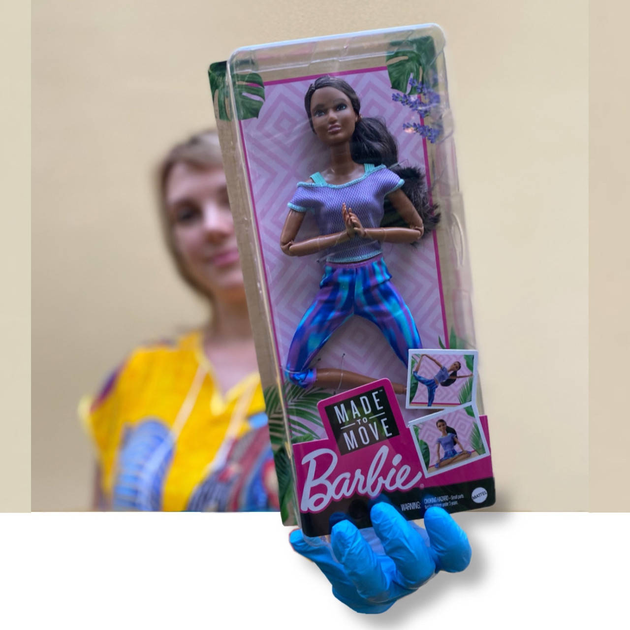 

Кукла Барби Йога Брюнетка из серии "Двигайся как Я" Оригинал Barbie Made to Move Doll Curly Brunette (GXF06)