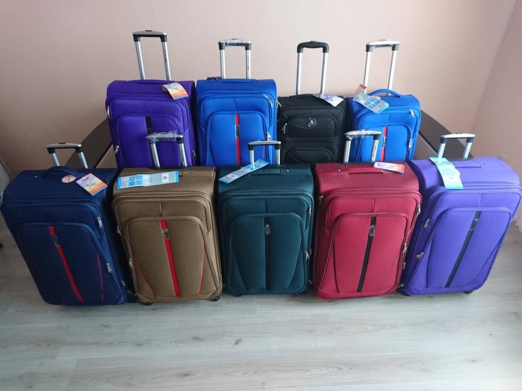 

Чемодан Wings 1706 тканевый на 4 колесах