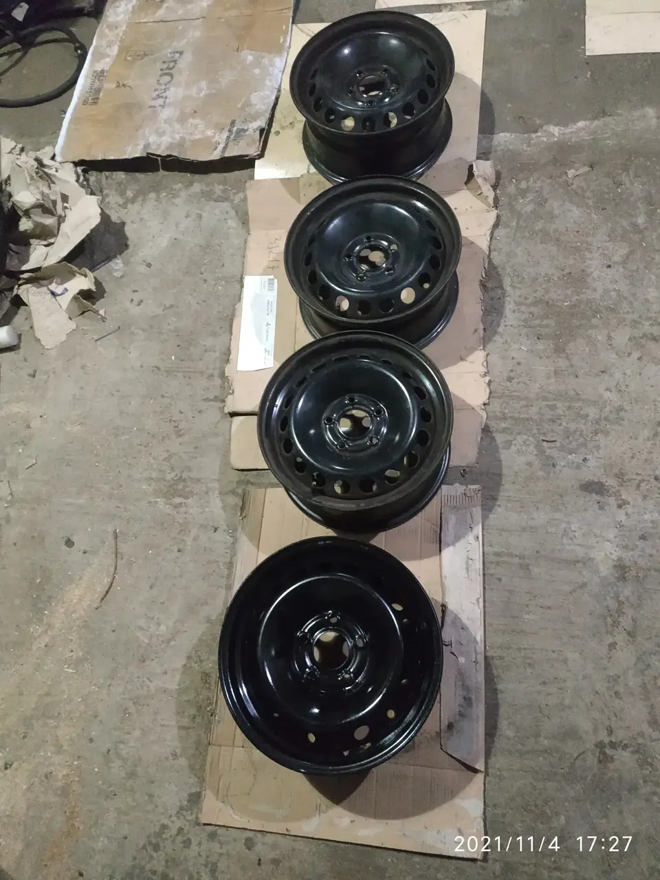 

Диски стальные железные 5*114,3R15 6,5j et43 Toyota Nissan Hyundai