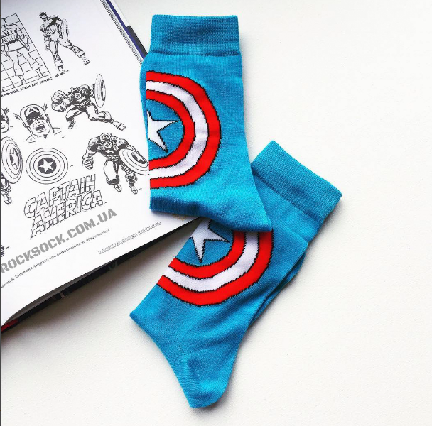 

Яркие носки! Капитан Америка!