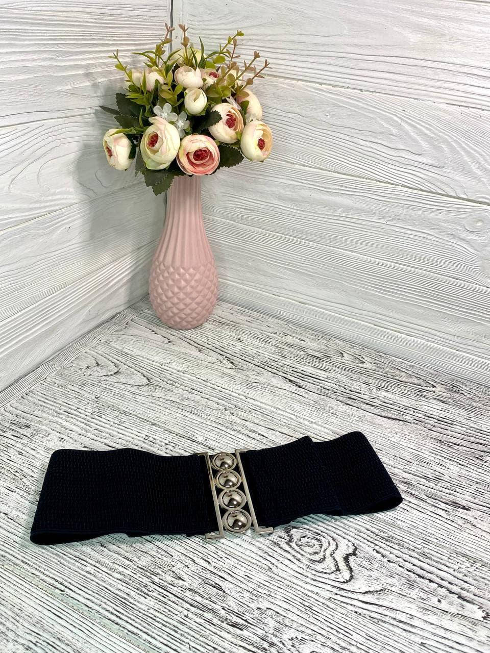 

Эластичный широкий ремень пояс женский с серебристой пряжкой черный ширина 7 см