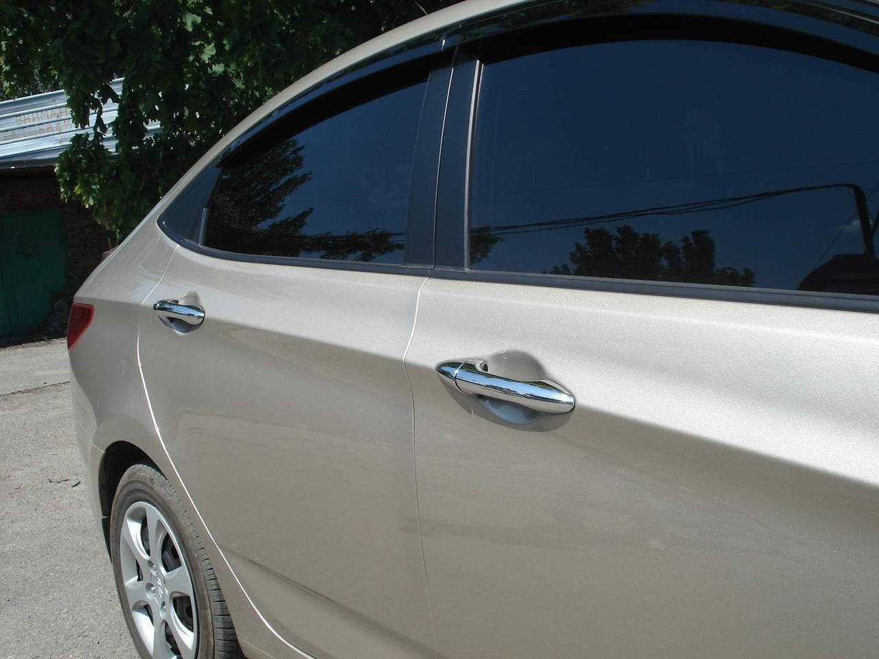 

Накладки на ручки Hyundai Accent 2011-2017 (хромированный пластик)