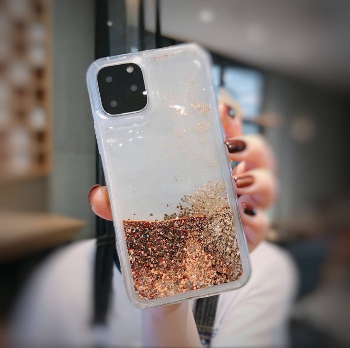 

Чехол iPhone 12 Pro Max с жидкими блестками золотыми, Золотой