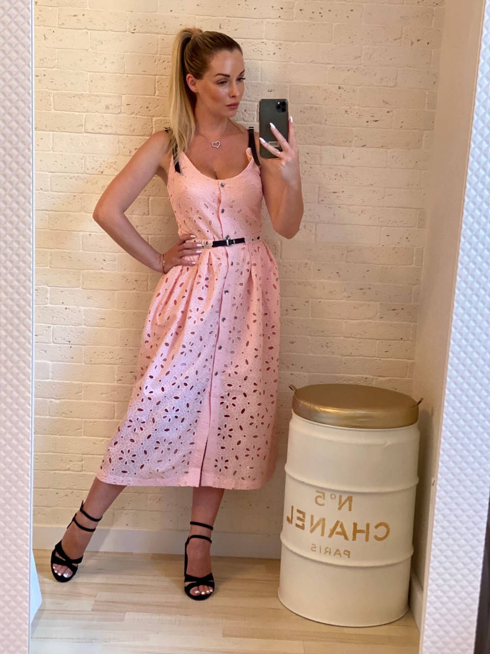 

Красивое женское летнее платье сарафан из прошвы