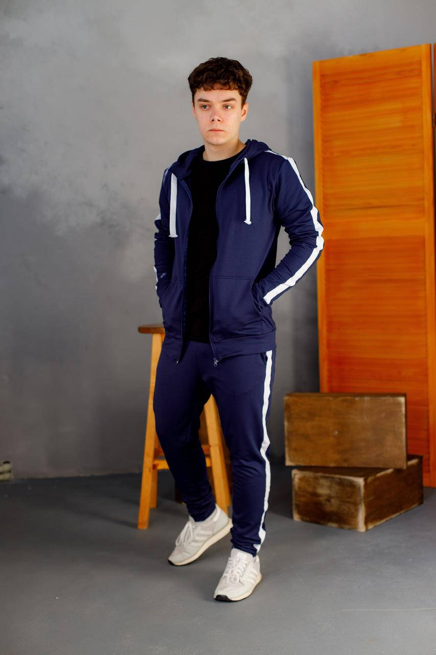 

Мужской спортивный костюм с лампасами L, Темно-синий