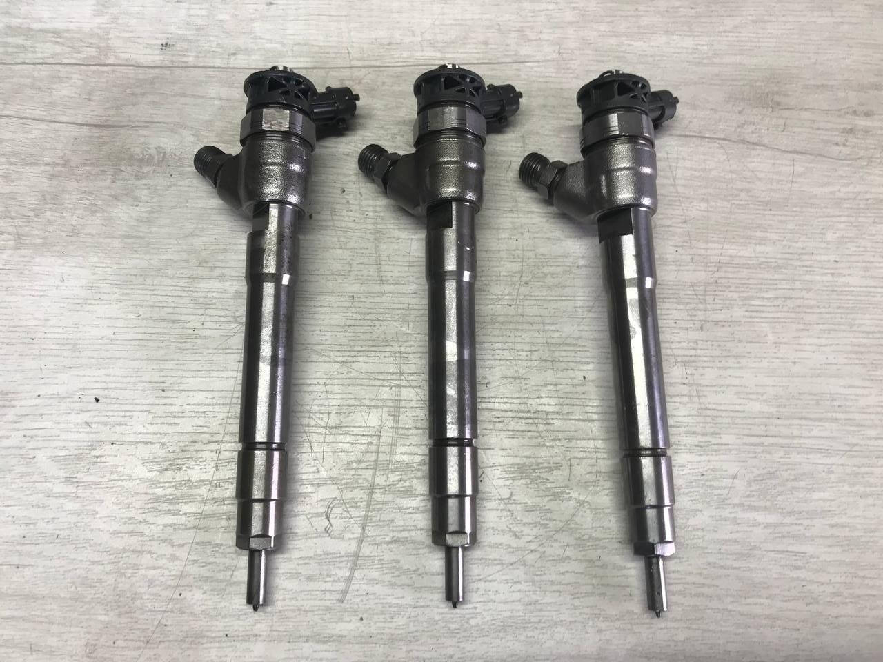 

Форсунки Рено Трафик Сценик Меган Сценик Опель Виваро 1.6 0445110414