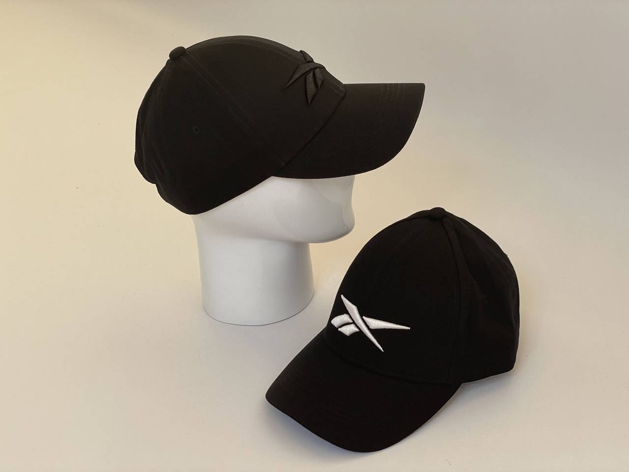 

Кепка Reebok Бейсболка Reebok