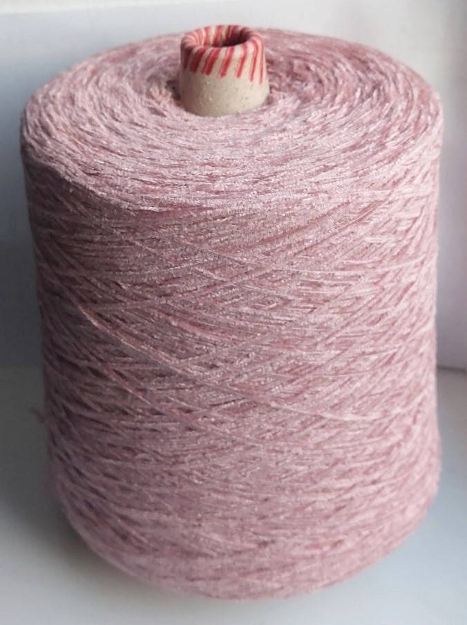 

Пряжа велюр розовая дымка, Розовый