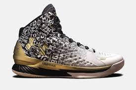 

Кроссовки мужские баскетбольные Under Armour 3C CURRY 1 White/Black/Gold 45, Черно-белый