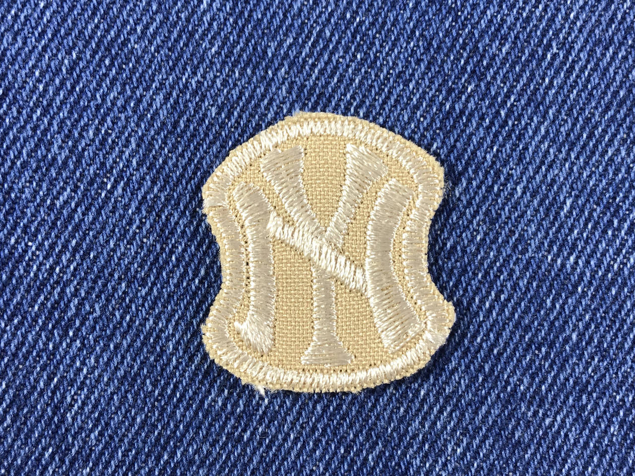 

Нашивка New York цвет бежевый 29x35 мм