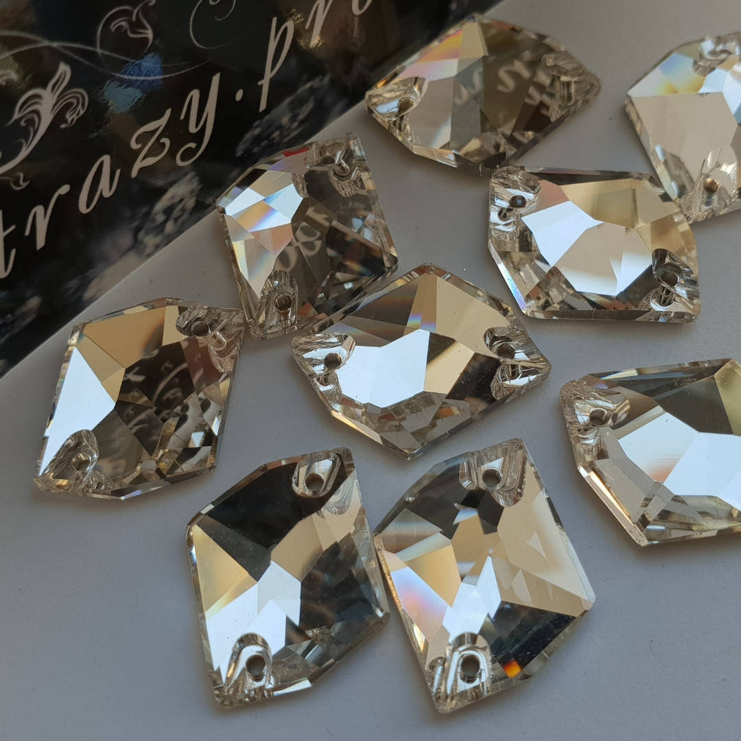 

Стразы пришивные SWARO Космик 14*17мм. Crystal